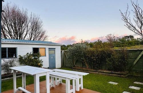 Lower Hutt House | Waiwhetū 3 bedrooms house Retreat