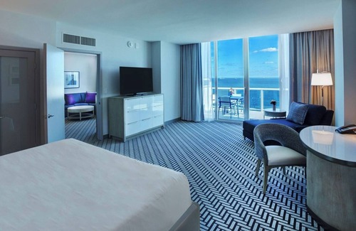 Central Beach Hotel | Wake to Ocean Views, Explore Las Olas Shops, Dining, Museum, and Nightlife