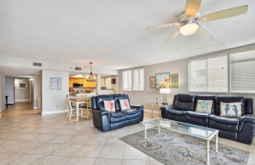 Redington Beach Condo | Wake Up to Gulf Views|2BR 2BA at Seaview 201|SUMMER OPENINGS AVAILABLE