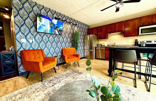 Sandusky Condo | Wake Up To Water Views In This Lakefront Gem By Cedar Point Kalahari Sports Force