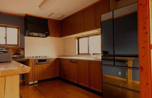 Hokujo Ski Chalet | WAKURABA- Chalet with the best views in Hakuba!
