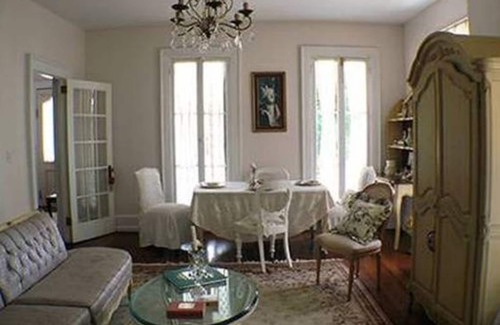 Spring Lake Bed & Breakfast | Walden on the Pond Hotel