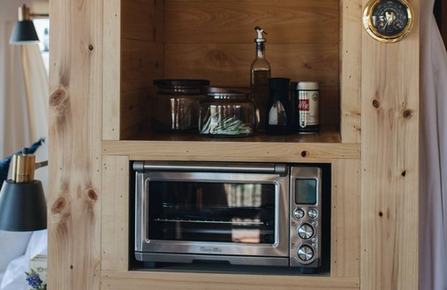 Johnson City Other | Walden Retreats
