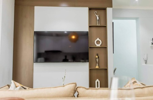 Vineta House | Wale’s Ocean Oasis by Gidaah