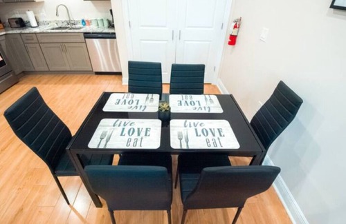 Biloxi Apartment | 🔥🌊WALK 2 SHORES/SLEEPS 6 W/W+D🎇🏝