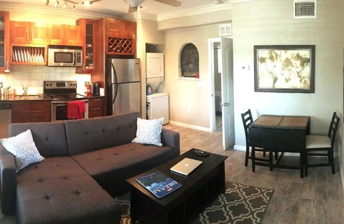 St. Petersburg House | Walk Everywhere Heart of Downtown St Pete