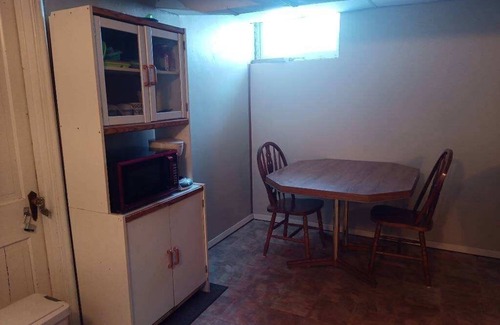 Norfolk Apartment | Walk in basement apartment - near downtown Norfolk