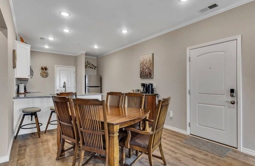 Branson Condo | Walk-In Hillside Condo with Breathtaking View!