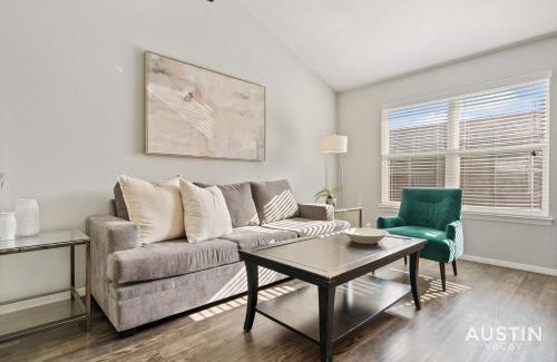 Zilker Apartment | Walk to Barton Springs Spacious Apt Backyard