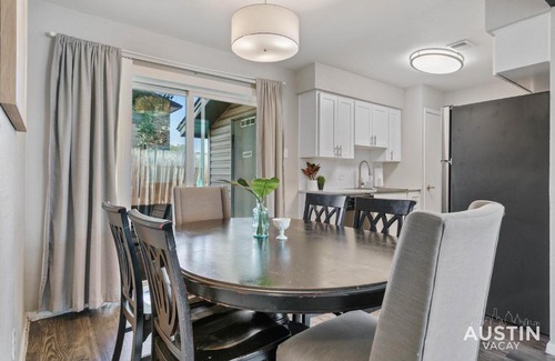 Zilker Apartment | Walk to Barton Springs Spacious Apt Backyard