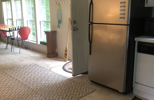 Northport House | Walk to BAYSIDE MONTHLY DISCOUNTS !