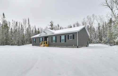 Presque Isle House | Walk to Beach Modern Retreat in Presque Isle!