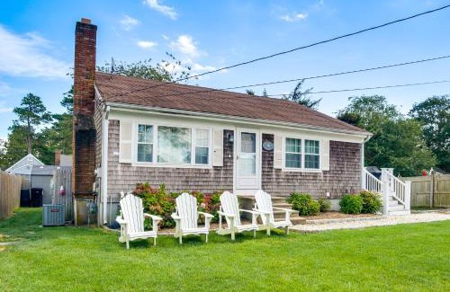 Dennis Port House | Walk to Beach Quaint Dennis Home with Deck and Grill!