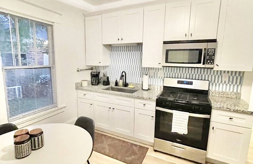 Midtown House | WALK to Beltline, Piedmont, Ponce City Market, VaHi, Midtown! LOCATION!