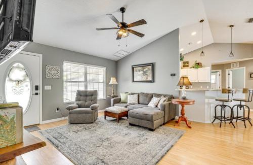 Crystal River House | Walk to Boat Ramp Dunnellon Home with Private Yard!