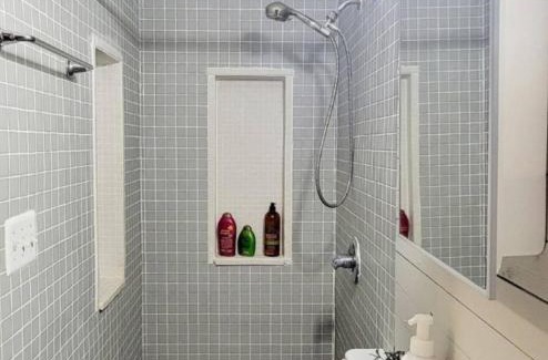 Downtown Baltimore House | Walk to Downtown and Stadiums Free Parking
