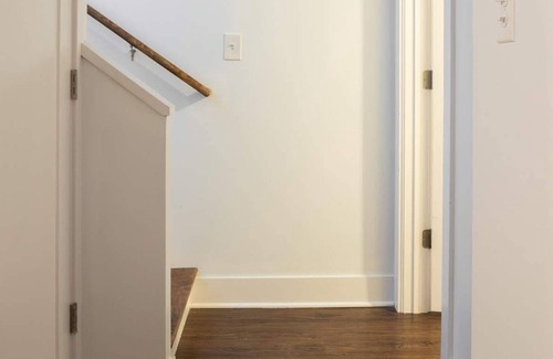 Pilsen Apartment | Walk to IMD, Eats, Bars | EZ Access + WD | Zencity