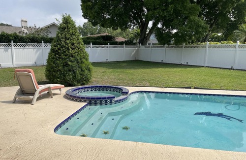Collins Estates House | Walk to Indian Rocks Beach Exclusive Use of Hot Tub, Pool, BBQ, with Privacy