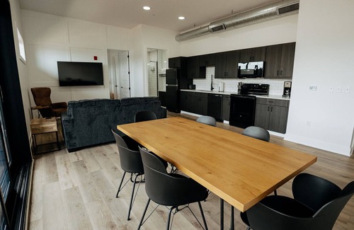 Downtown Wichita Apartment | Walk To Intrust Bank Arena! Modern Loft W/Balcony