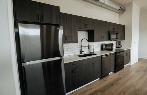 Downtown Wichita Apartment | Walk To Intrust Bank Arena! Modern Loft W/Balcony