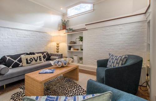 Historic District - North Apartment | Walk to it All in Downtown, Double King Beds