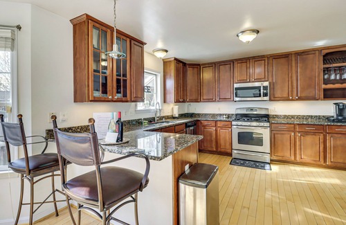 Cape Saint Claire House | Walk to Lake & Boat Ramp: Central Gem in Annapolis