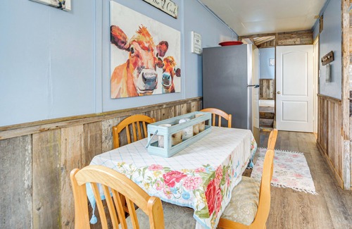 Buchanan Dam Cottage | Walk to Lake Buchanan: Cottage Near Wineries!