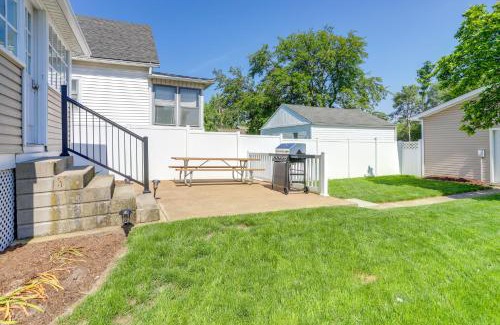 Sandusky House | Walk to Lake Erie Spacious Home in Sandusky!