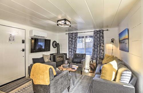 Lincoln Park House | Walk to Lake Tahoe Cozy Zephyr Cove Cabin!