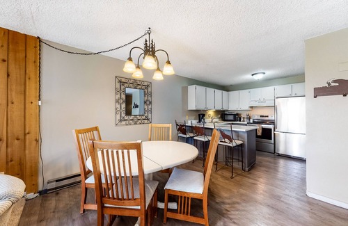 Steamboat Springs Condo | Walk-to-Lift Condo with Gas Fireplace, 2 Balconies & Shared Hot Tub/Pool/Sauna