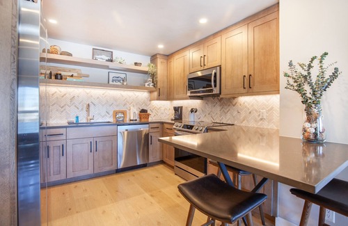Warrior's Mark Condo | Walk to Main St & Trails | Hot Tub