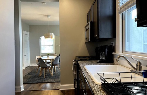 West Columbus House | Walk to Mount Carmel | Pet Friendly
