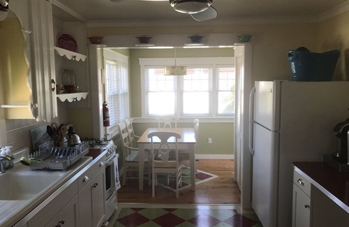 North Beach Haven House | Walk to Ocean, Family Friendly, Clean, Comfy and Fun - 8 Houses to the Beach!