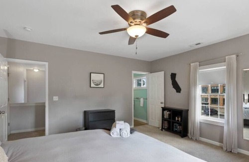 Weinland Park House | WALK TO OSU! 3 Bed/2.5 Bath Home just off campus!
