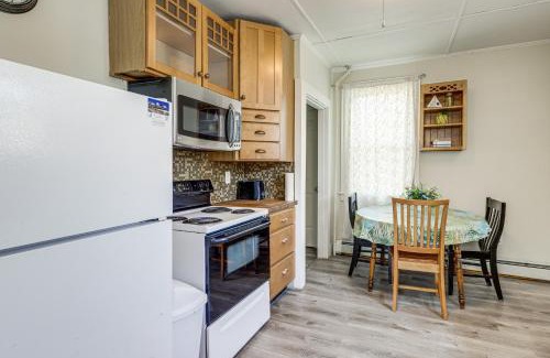 Old Orchard Beach Apartment | Walk to Pier and Ocean Apt in Old Orchard Beach!