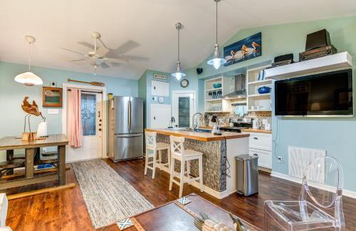 Bayside House | Walk to Pier Bayside Getaway with Screened Balcony
