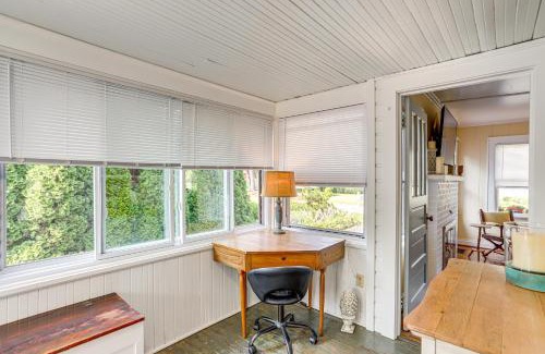 Huron House | Walk to Private Beach Lake Erie Retreat with Yard!