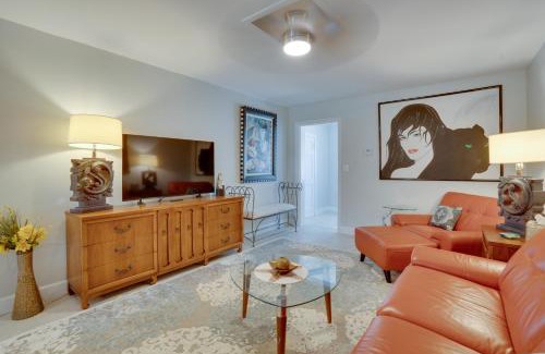 Redington Shores House | Walk to Redington Beach Renovated Duplex with Patio