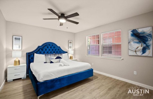 Brentwood Apartment | Walk to Restaurants or Cook in Subway Tile Kitchen