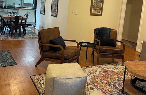 Nacogdoches House | Walk to SFA, Centrally located 3 bedroom in historic Pecan Street Neighborhood