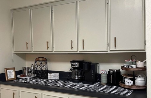 Nacogdoches House | Walk to SFA, Centrally located 3 bedroom in historic Pecan Street Neighborhood