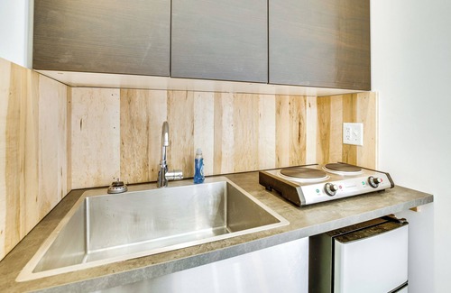 Oakdale Apartment | Walk to Shops & Eats: Sleek Portland Studio!