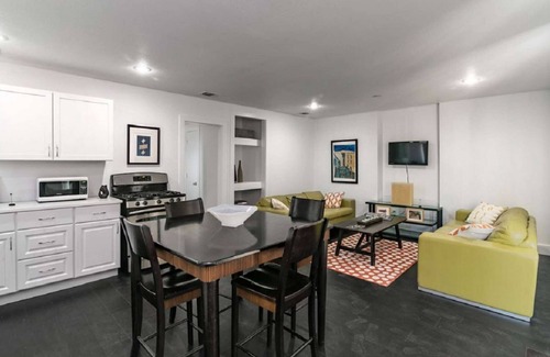 Travis Heights House | Walk to South Congress and close to downtown. Open floor plan with spacious patio and BBQ.