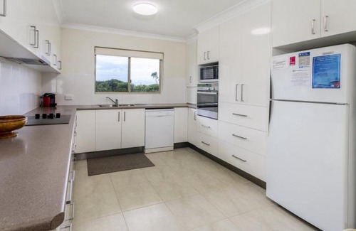 Woorim House | Walk to Surf Beach - Ground floor apartment - Bribie Horizons Boyd St, Woorim