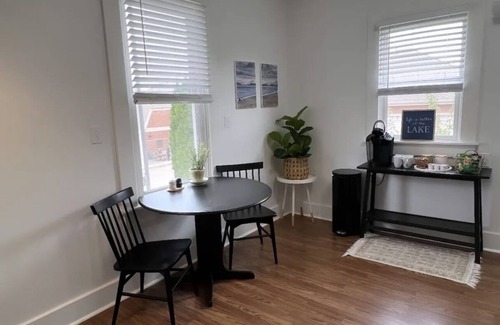 Sandusky Apartment | Walk to the Jet Express!