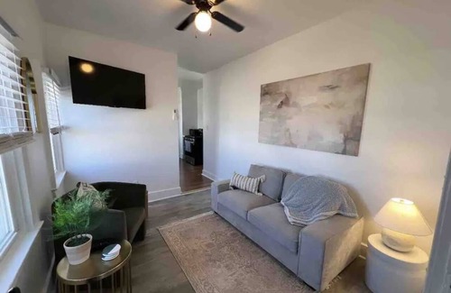 Sandusky Apartment | Walk to the Jet Express!
