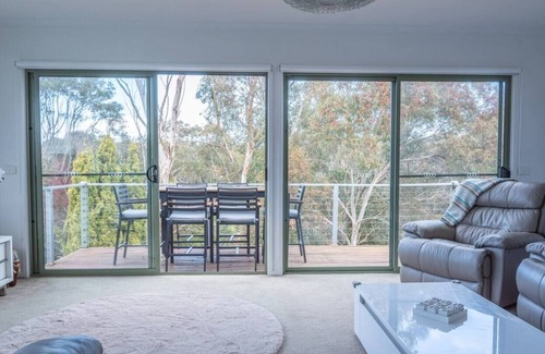 Jan Juc House | Walk to Town and Jan Juc Beach from The Garden Oasis