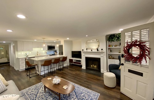 Capitol Hill Apartment | Walk to U.S. Capitol, Restaurants, Park + Parking!