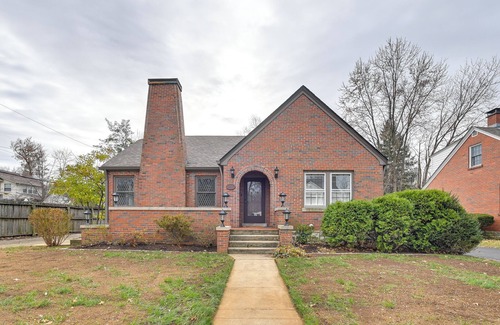 Lexington House | Walk to UK Campus: Charming Home w/Patio!