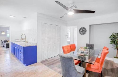 Temple Terrace House | Walk To Usf 4br3ba House Yard & Bbq